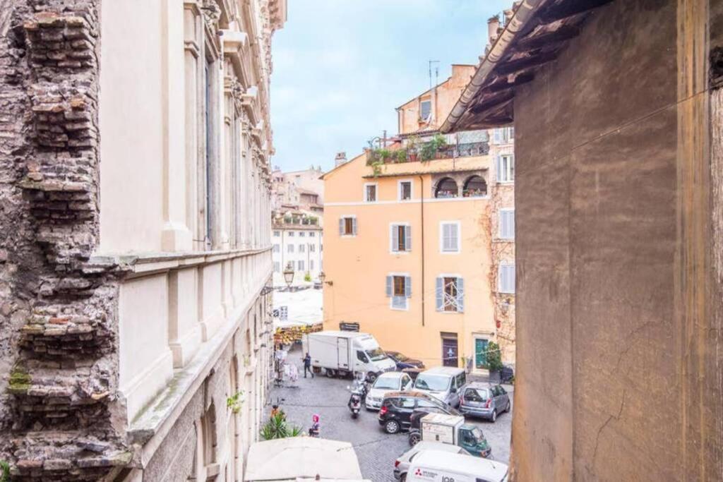 Apartmán Campo De Fiori Luxury House Řím Exteriér fotografie