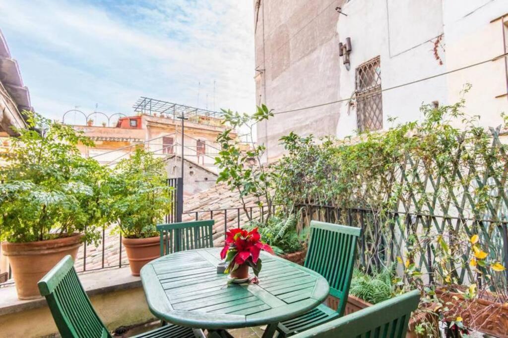 Apartmán Campo De Fiori Luxury House Řím Exteriér fotografie